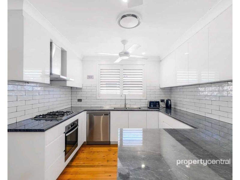 6 Hazel Close, Cranebrook NSW 2749