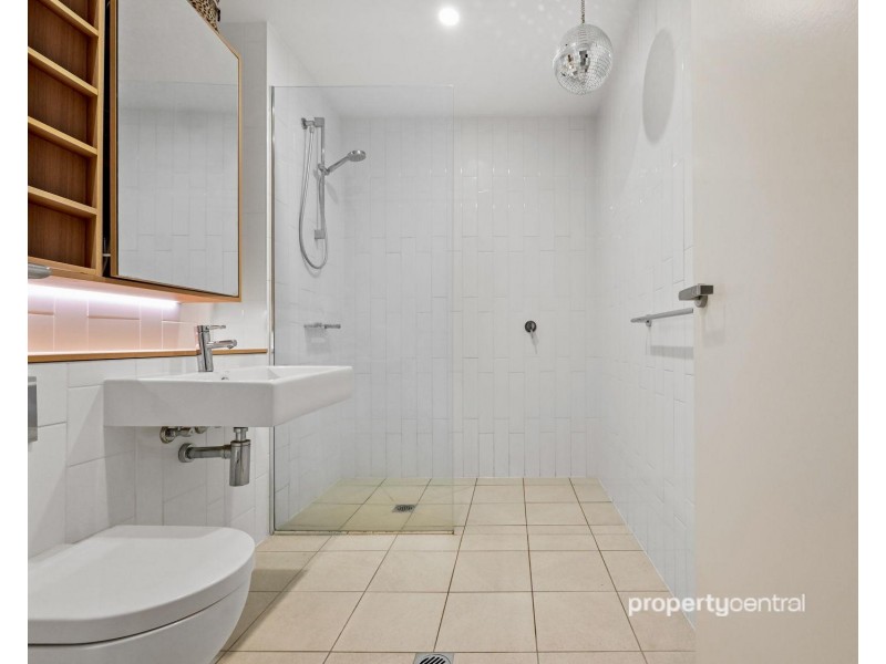 302/101C Lord Sheffield Circuit, Penrith NSW 2750