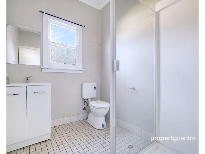 166 Richmond Road, Cambridge Park NSW 2747