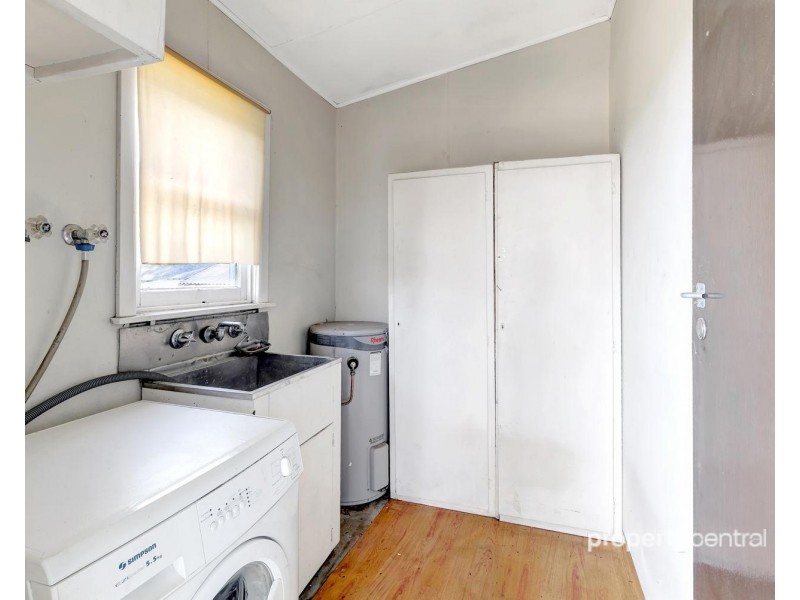 166 Richmond Road, Cambridge Park NSW 2747