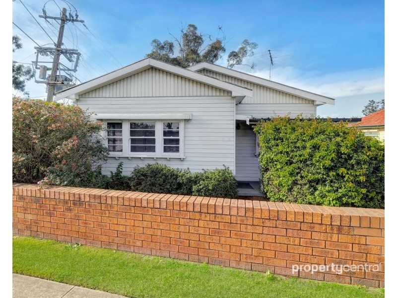 166 Richmond Road, Cambridge Park NSW 2747