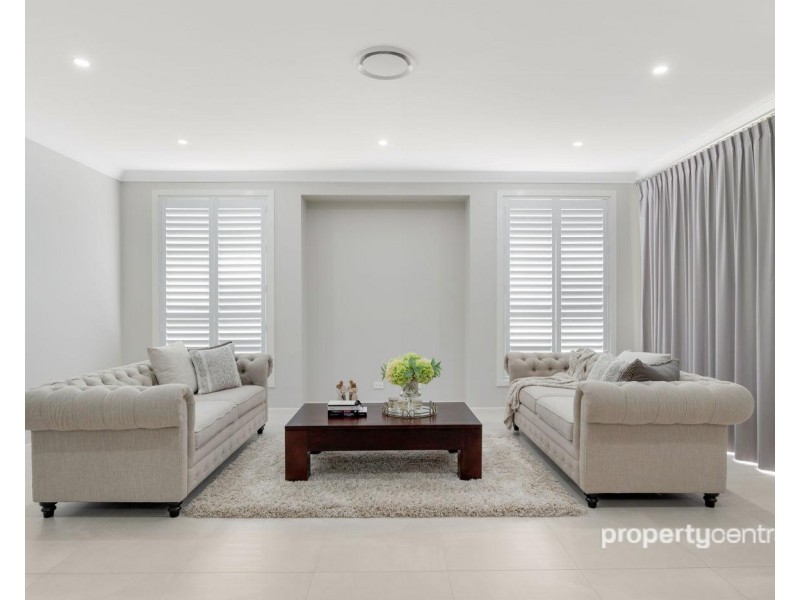 82 Bluestone Drive, Glenmore Park NSW 2745