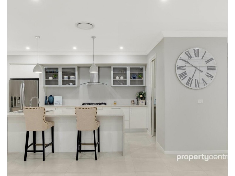 82 Bluestone Drive, Glenmore Park NSW 2745