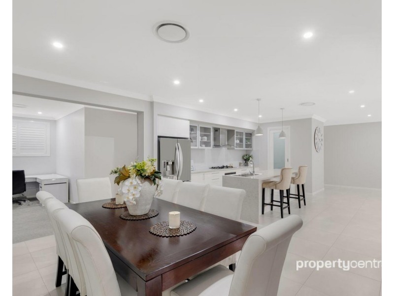 82 Bluestone Drive, Glenmore Park NSW 2745