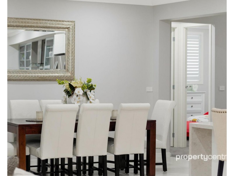 82 Bluestone Drive, Glenmore Park NSW 2745