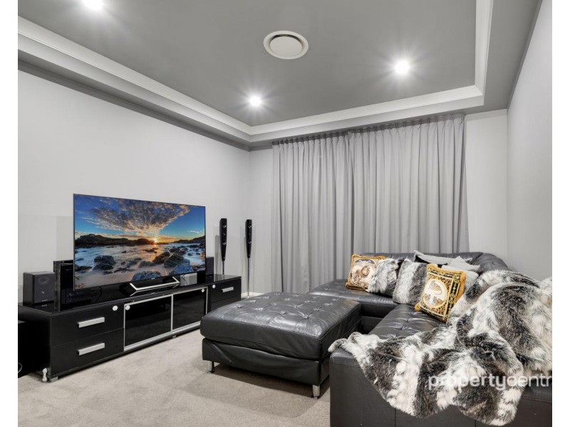 82 Bluestone Drive, Glenmore Park NSW 2745