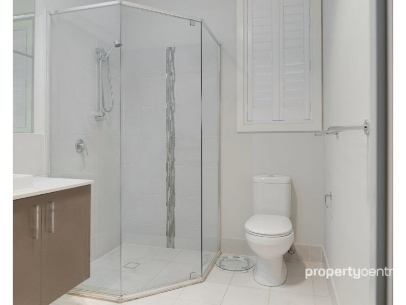 82 Bluestone Drive, Glenmore Park NSW 2745