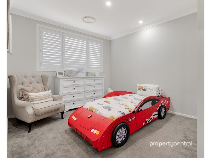 82 Bluestone Drive, Glenmore Park NSW 2745