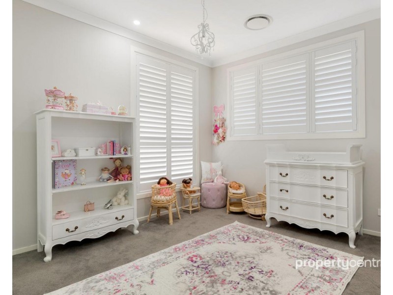 82 Bluestone Drive, Glenmore Park NSW 2745