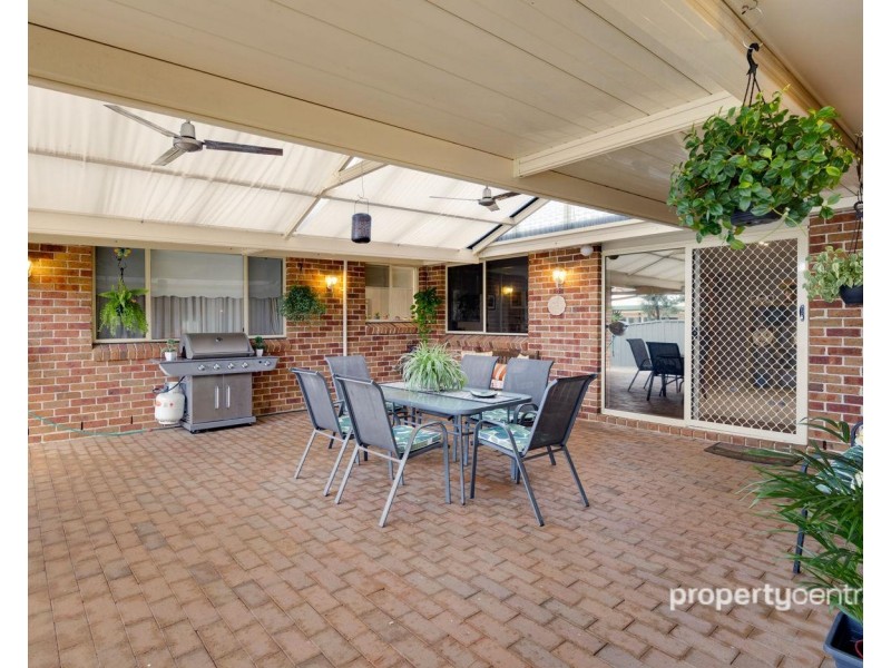 17 Sir John Jamison Circuit, Glenmore Park NSW 2745