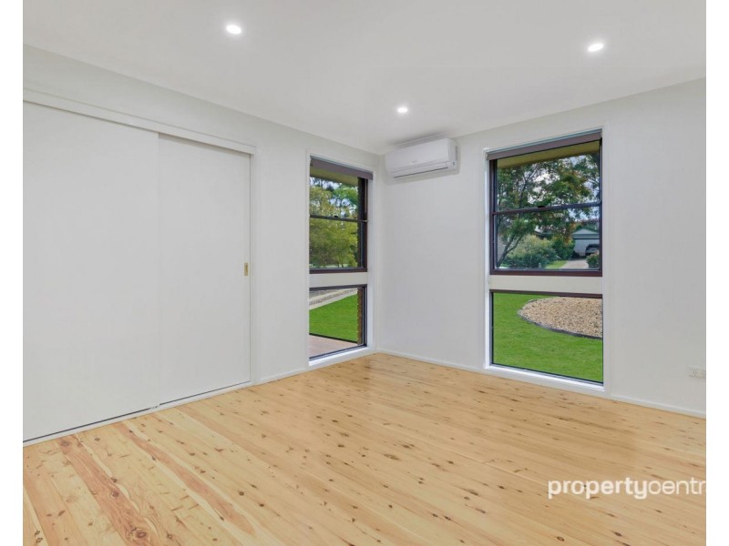 8 Elk Place, Cranebrook NSW 2749