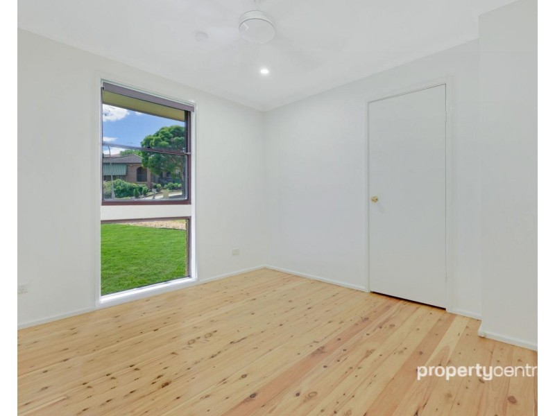 8 Elk Place, Cranebrook NSW 2749