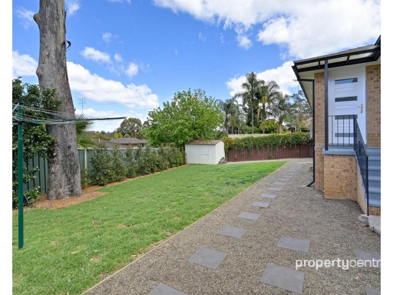 8 Elk Place, Cranebrook NSW 2749