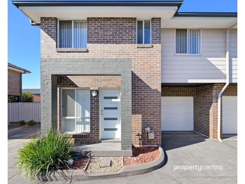 4/12 Braddon Street, Oxley Park NSW 2760