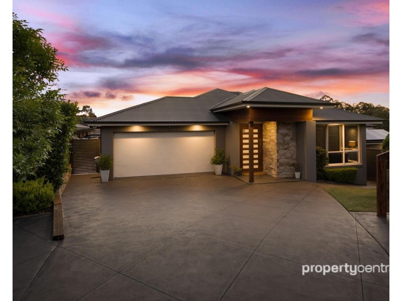 22 Manifold Crescent, Glenmore Park NSW 2745