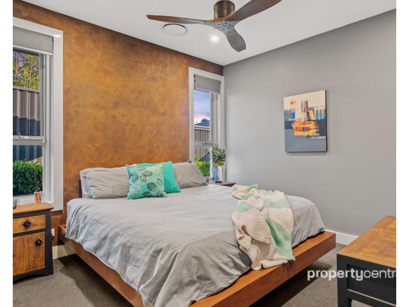 22 Manifold Crescent, Glenmore Park NSW 2745