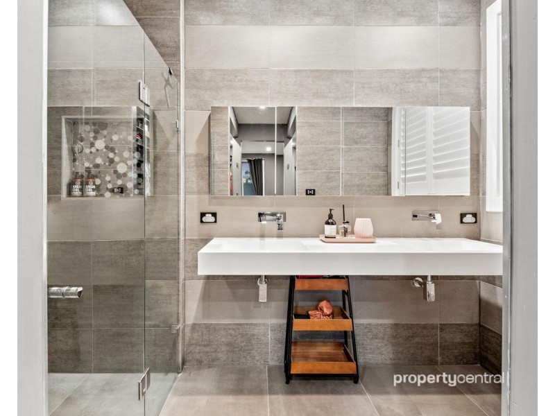 22 Manifold Crescent, Glenmore Park NSW 2745