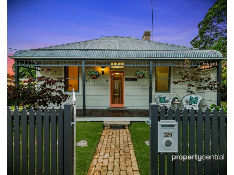 220 Derby Street, Penrith NSW 2750