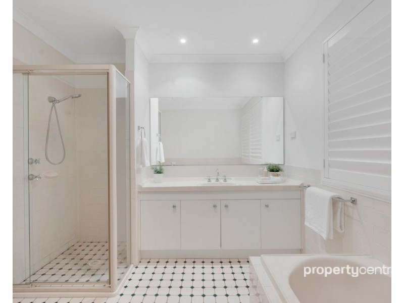 48 Waterford Way, Glenmore Park NSW 2745