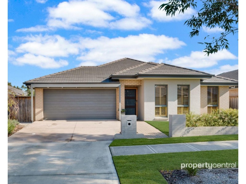 19 Lakeview Drive, Cranebrook NSW 2749