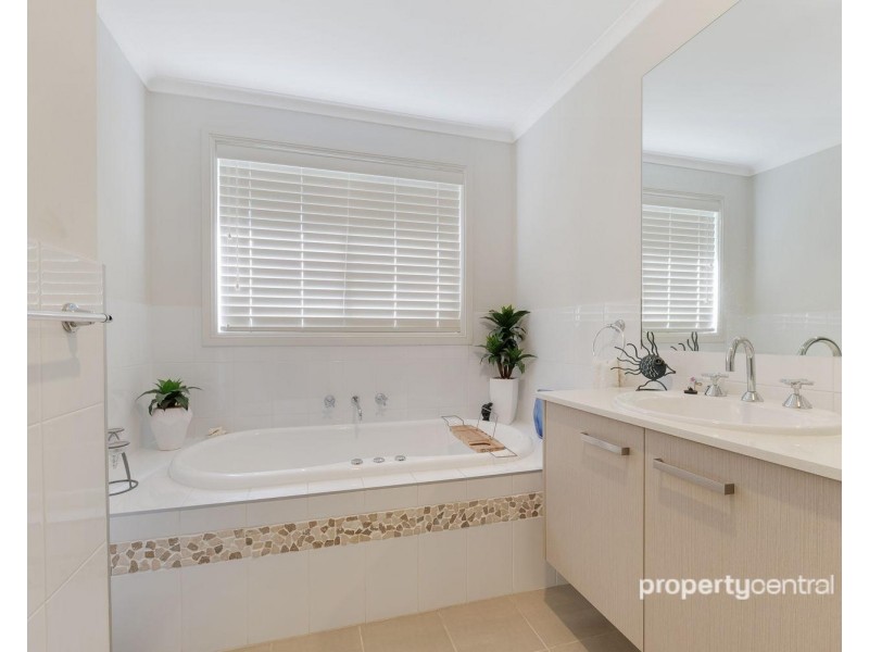 19 Lakeview Drive, Cranebrook NSW 2749