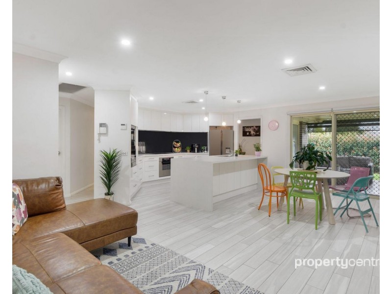 6 Iris Court, Glenmore Park NSW 2745