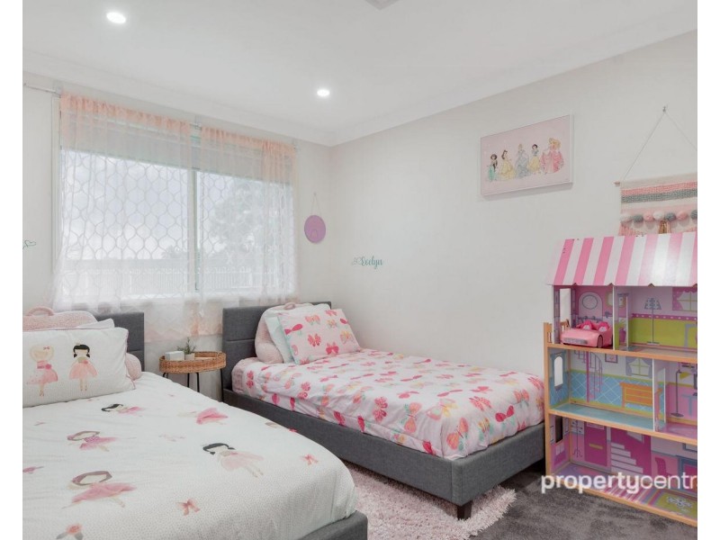 6 Iris Court, Glenmore Park NSW 2745