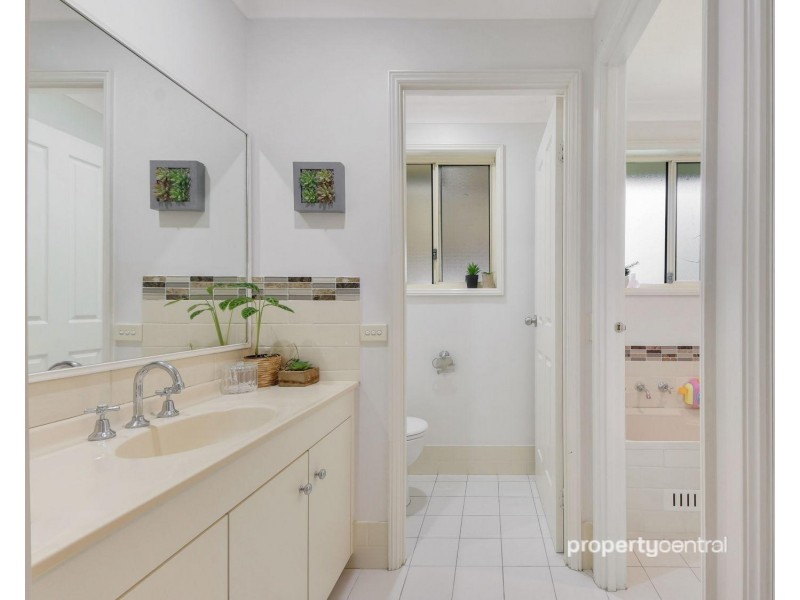 6 Iris Court, Glenmore Park NSW 2745