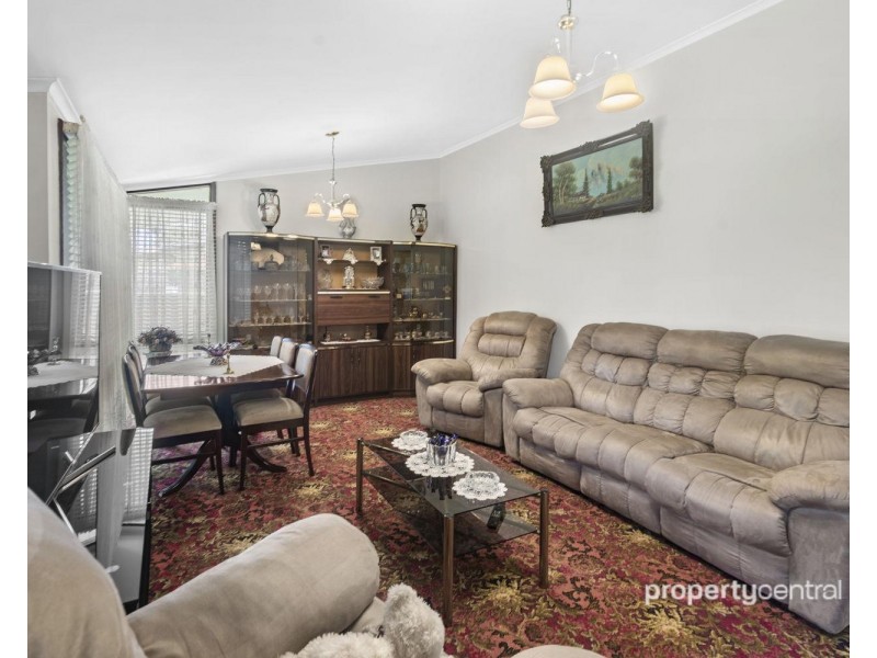 12 Loxwood Avenue, Cambridge Park NSW 2747