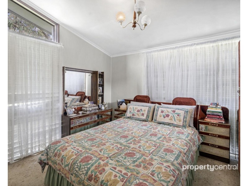 12 Loxwood Avenue, Cambridge Park NSW 2747