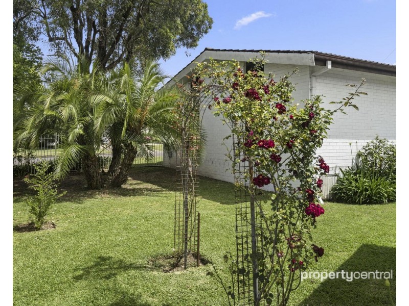 12 Loxwood Avenue, Cambridge Park NSW 2747