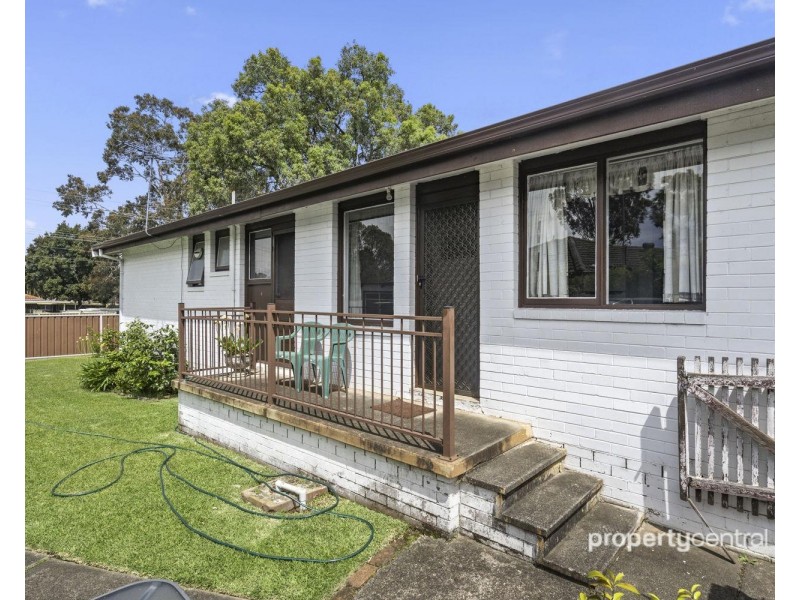 12 Loxwood Avenue, Cambridge Park NSW 2747