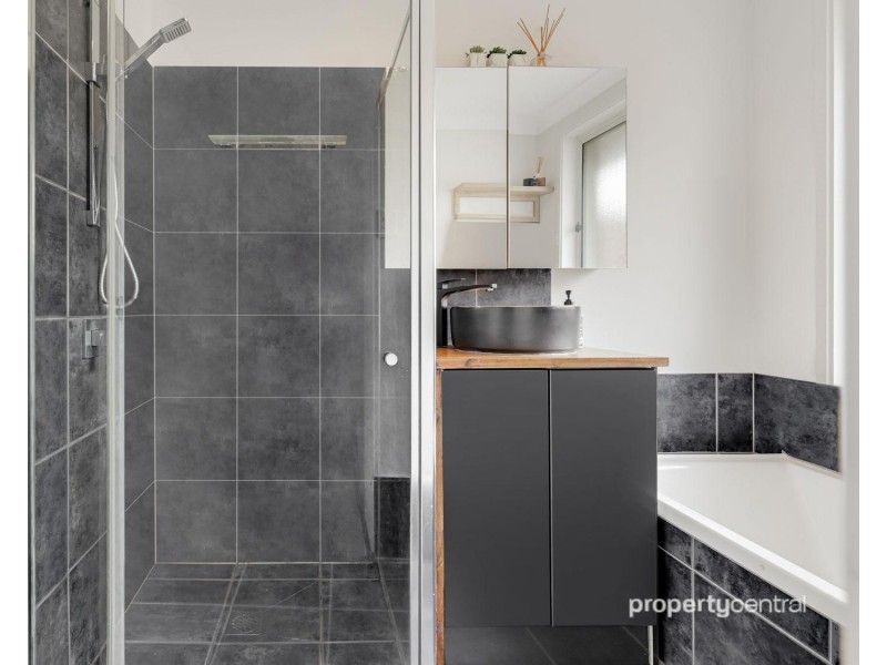 51 Warburton Crescent, Werrington County NSW 2747