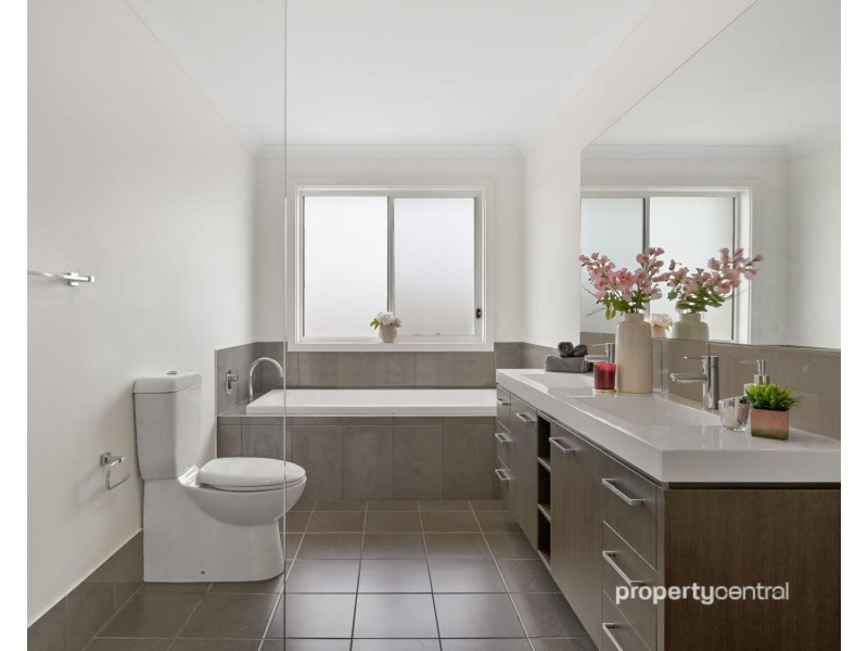 6 Capstone Terrace, Glenmore Park NSW 2745