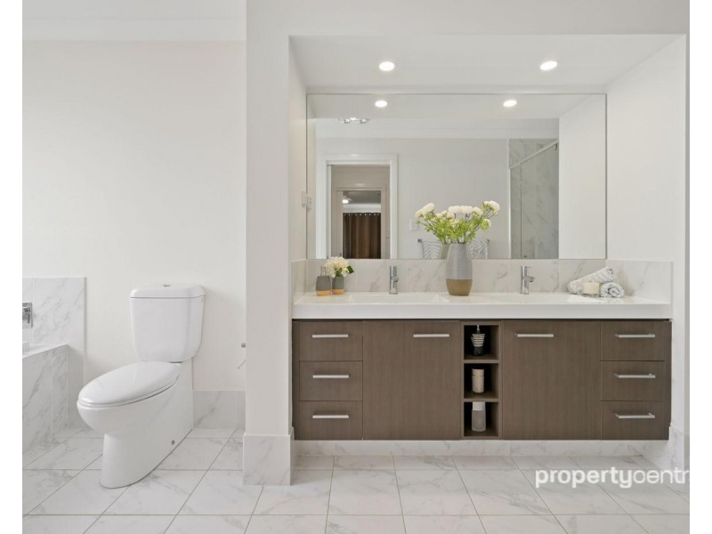 6 Capstone Terrace, Glenmore Park NSW 2745