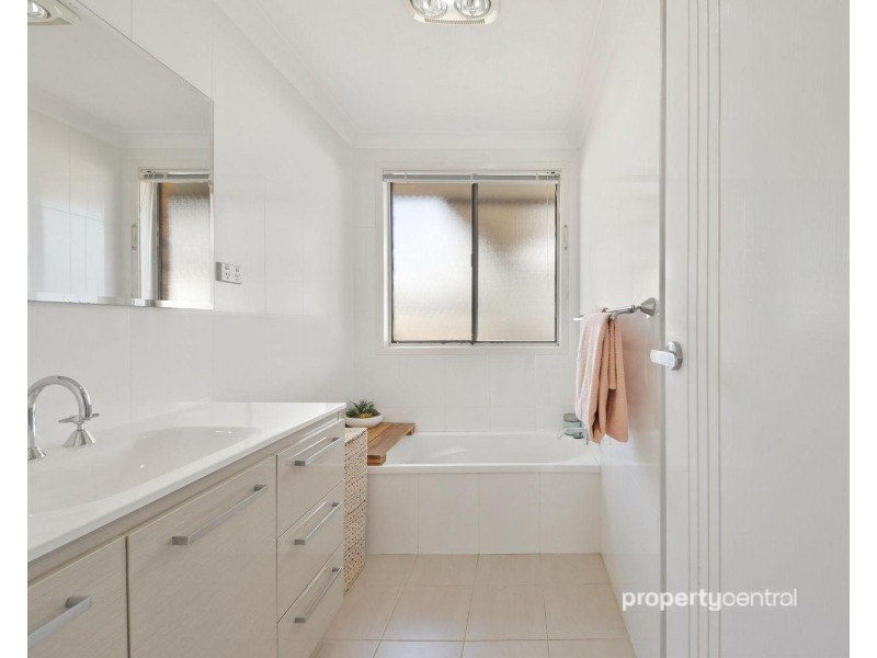 4 Gadara Drive, South Penrith NSW 2750