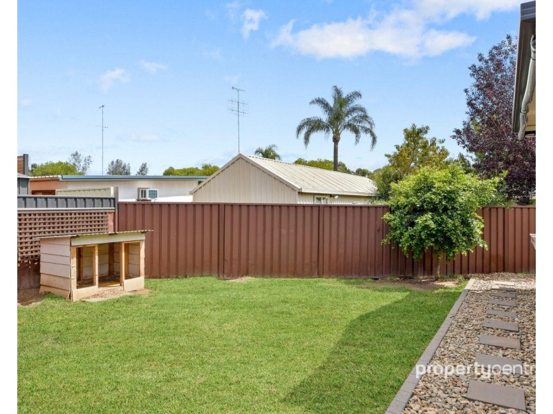 4 Gadara Drive, South Penrith NSW 2750