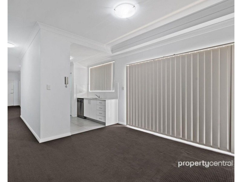 10/14 Henry Street, Penrith NSW 2750