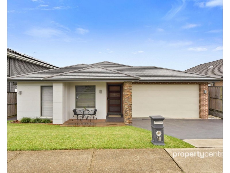 18 Highdale Terrace, Glenmore Park NSW 2745