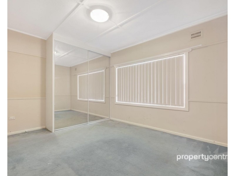 37 First Street, Warragamba NSW 2752