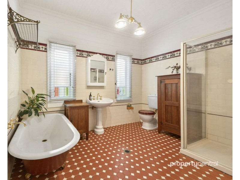 43 Park Avenue, Kingswood NSW 2747