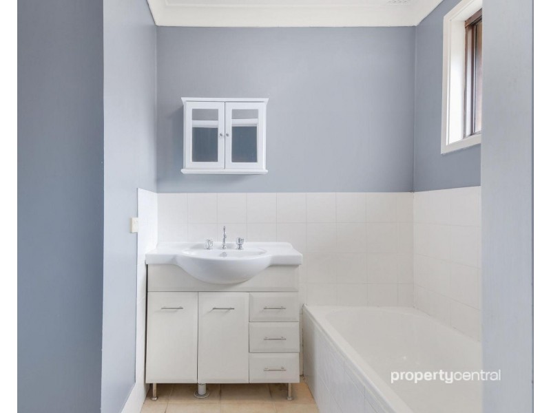 34 Rotorua Road, St Clair NSW 2759