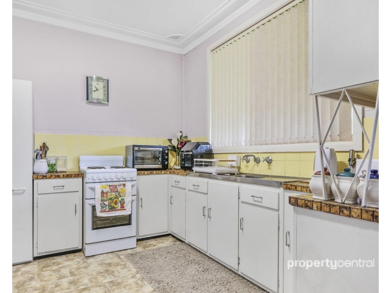 28 Rosedale Avenue, Penrith NSW 2750