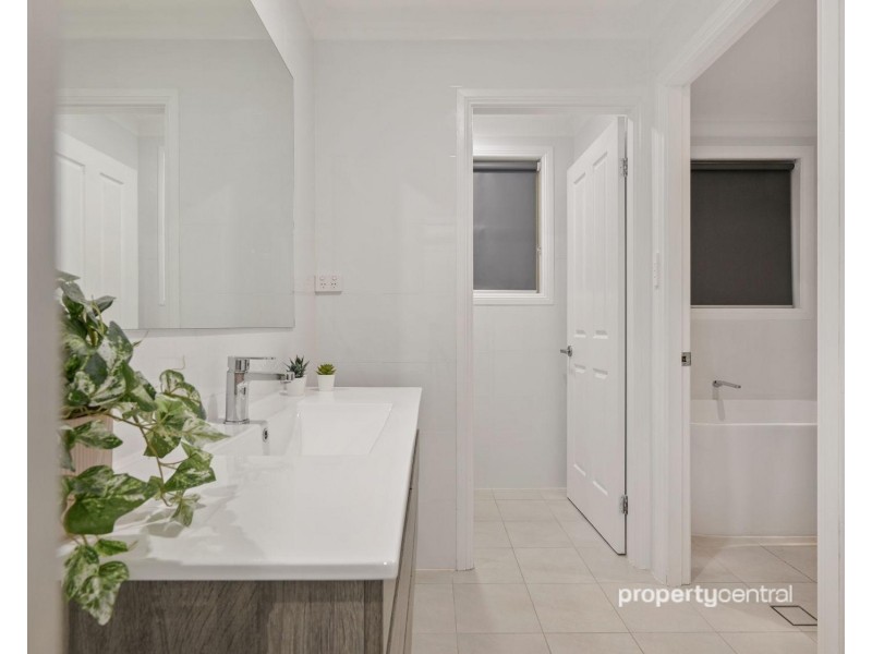 1 Cliff Place, Cranebrook NSW 2749