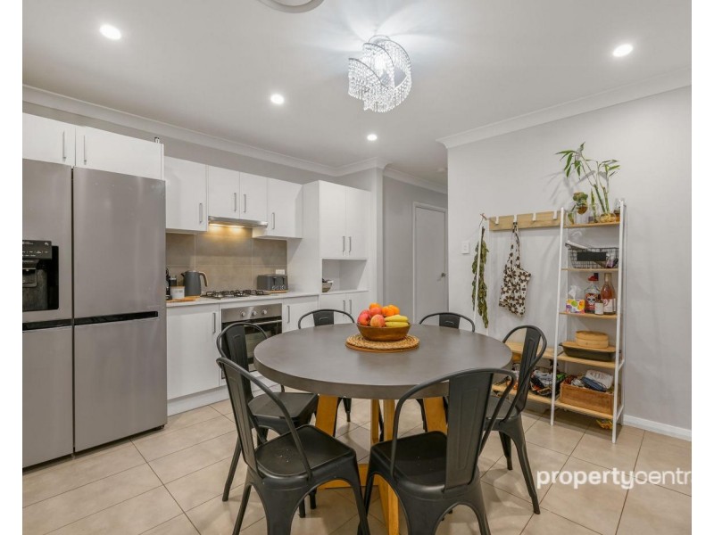 2/85 Jamison Road, Kingswood NSW 2747