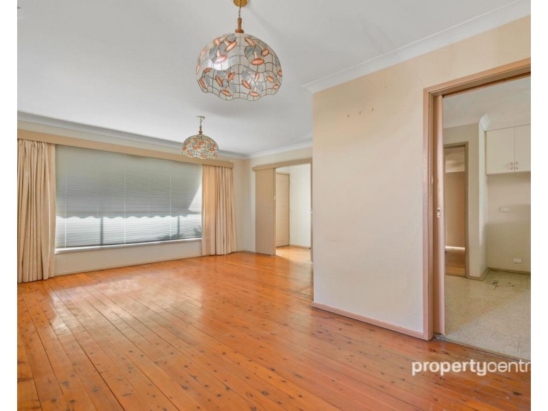 86 Racecourse Road, South Penrith NSW 2750