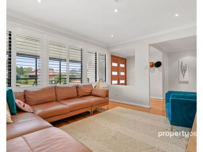 21 Bellbrook Ave, Emu Plains NSW 2750