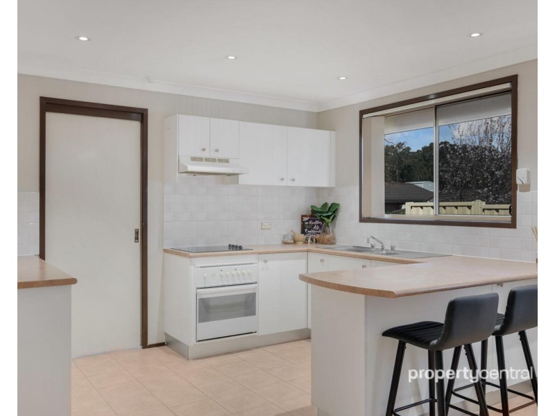 16 Cowan Place, Glenmore Park NSW 2745