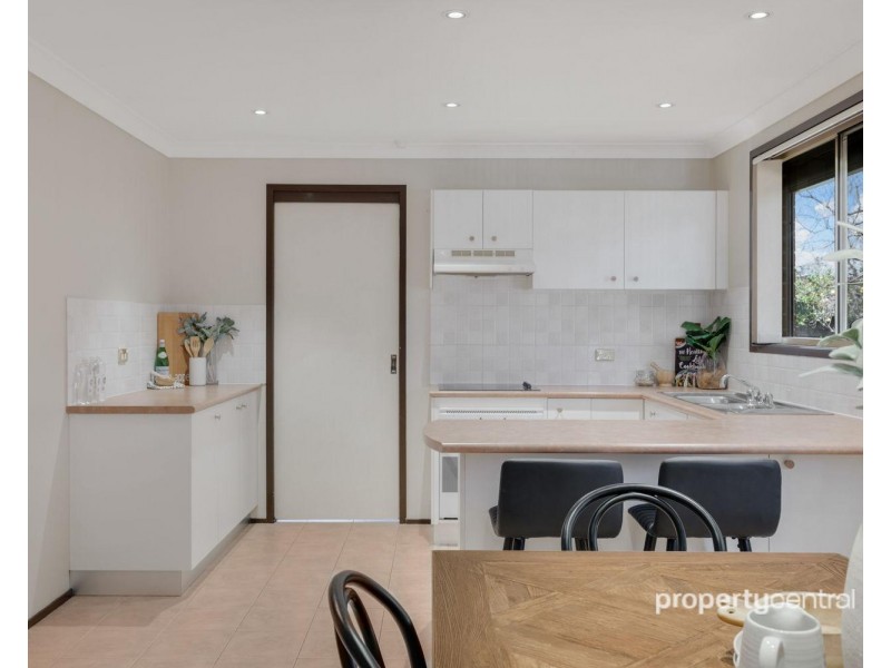 16 Cowan Place, Glenmore Park NSW 2745