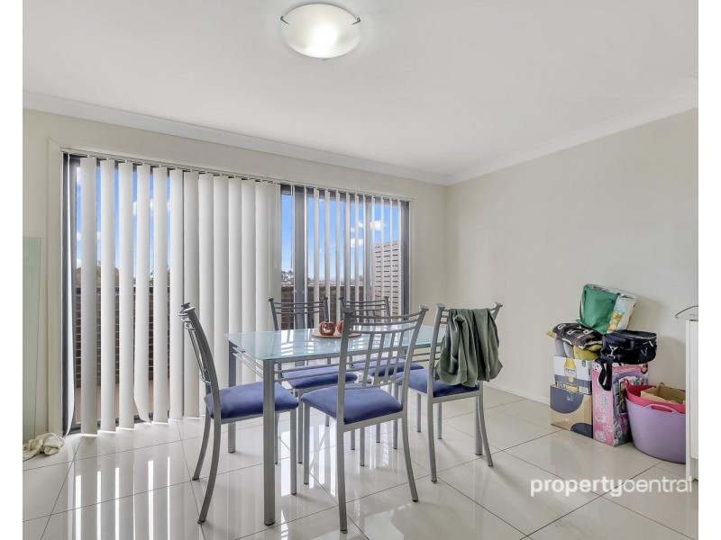 32/1 Glenmore Ridge Drive, Glenmore Park NSW 2745